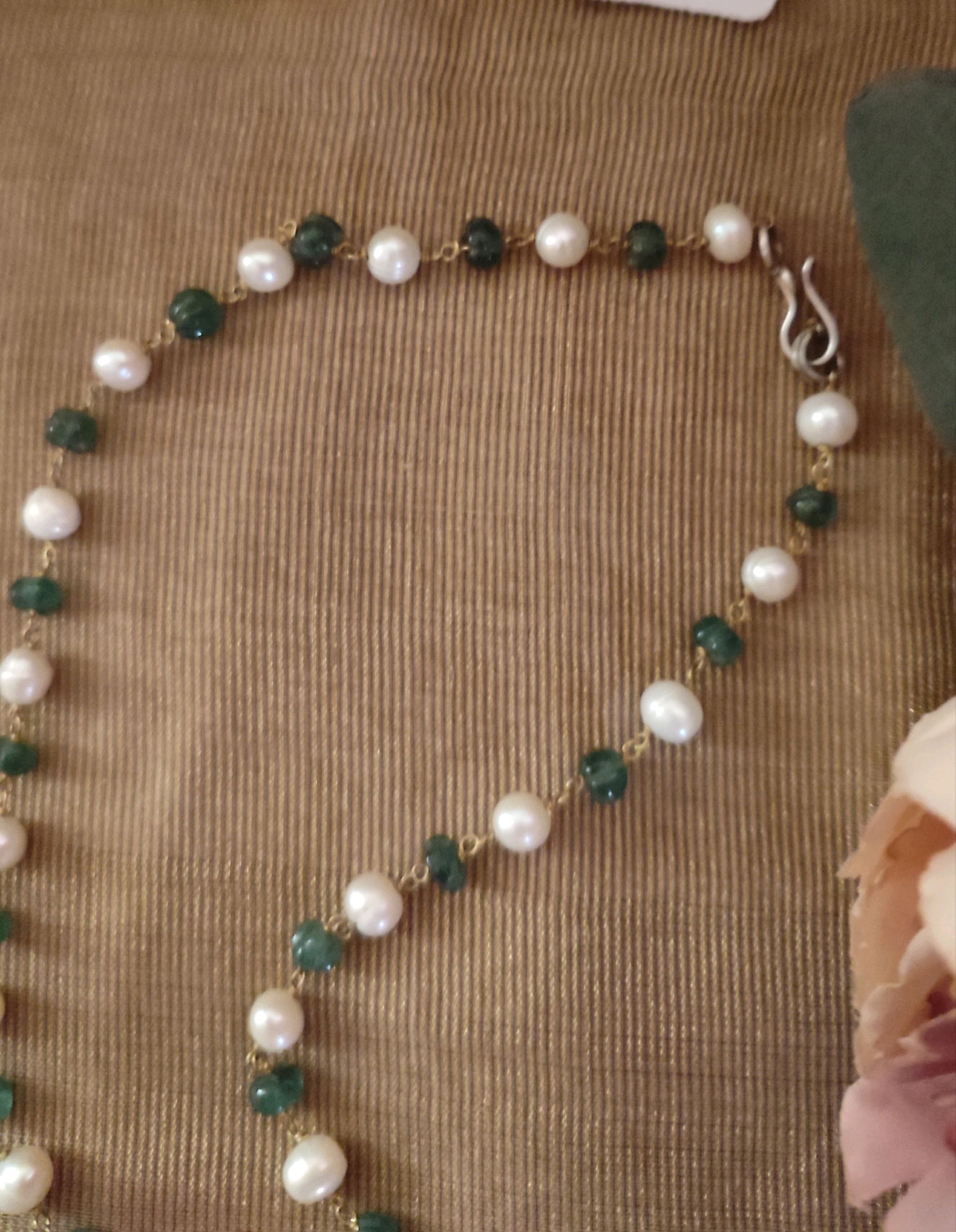 Emerald And Pearl Chain 